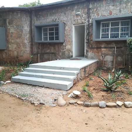 Three Bridges B&B Hoedspruit Szoba fotó